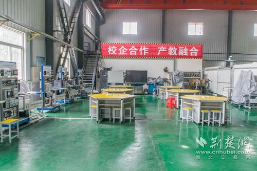 建設 校中廠 ,這個專業 造 就時代機電技術